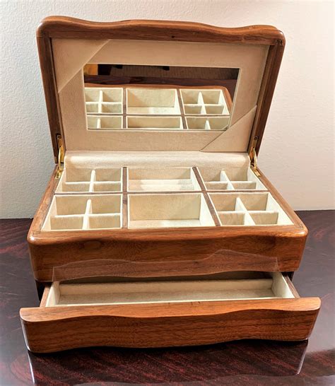 vintage wooden jewelry boxes